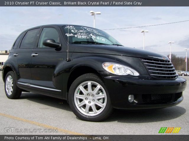 2010 Chrysler PT Cruiser Classic in Brilliant Black Crystal Pearl