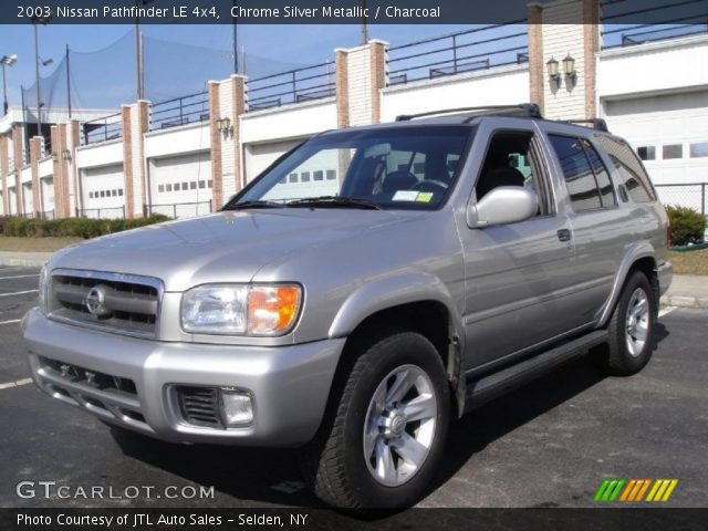 2003 Nissan Pathfinder LE 4x4 in Chrome Silver Metallic