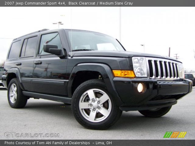 2007 Jeep Commander Sport 4x4 in Black Clearcoat