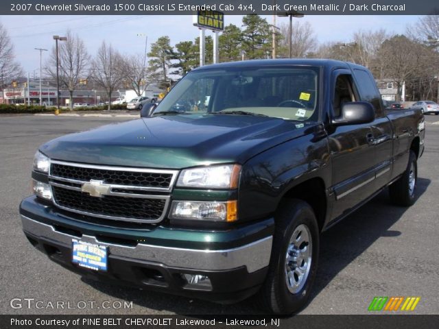 2007 Chevrolet Silverado 1500 Classic LS Extended Cab 4x4 in Dark Green Metallic