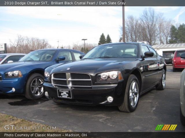 2010 Dodge Charger SXT in Brilliant Black Crystal Pearl