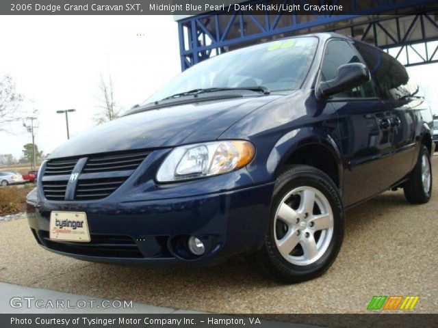 2006 Dodge Grand Caravan SXT in Midnight Blue Pearl