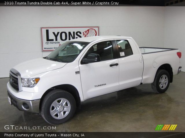 2010 Toyota Tundra Double Cab 4x4 in Super White