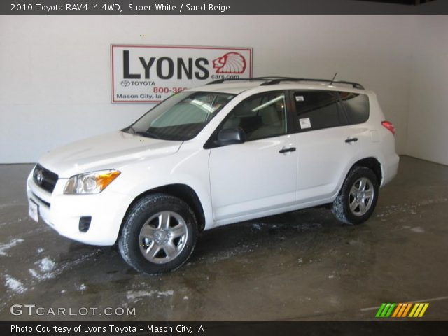2010 Toyota RAV4 I4 4WD in Super White