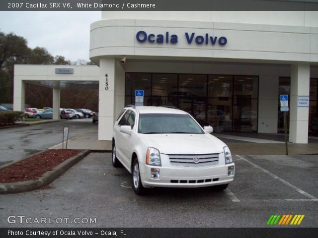 2007 Cadillac SRX V6 in White Diamond