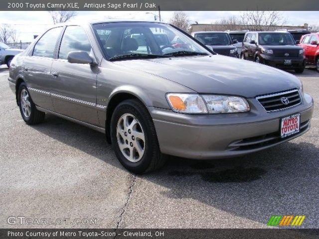 2000 Toyota Camry XLE in Antique Sage Pearl