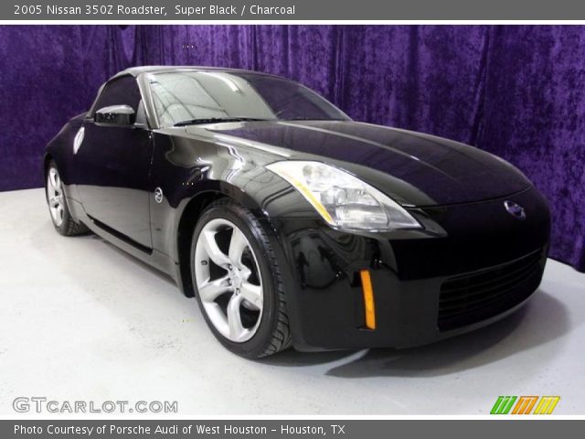 2005 Nissan 350Z Roadster in Super Black