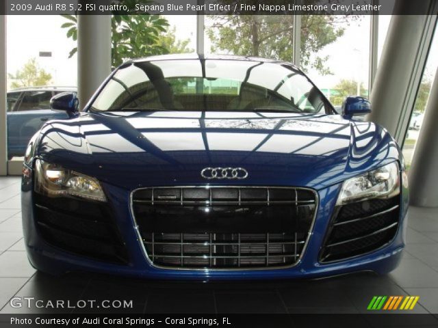 2009 Audi R8 5.2 FSI quattro in Sepang Blue Pearl Effect