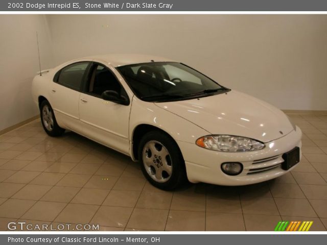 2002 Dodge Intrepid ES in Stone White