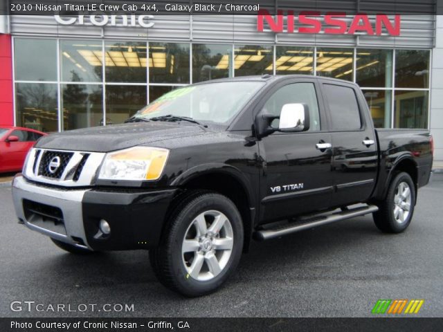 2010 Nissan Titan LE Crew Cab 4x4 in Galaxy Black