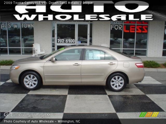 2009 Toyota Camry XLE V6 in Desert Sand Metallic