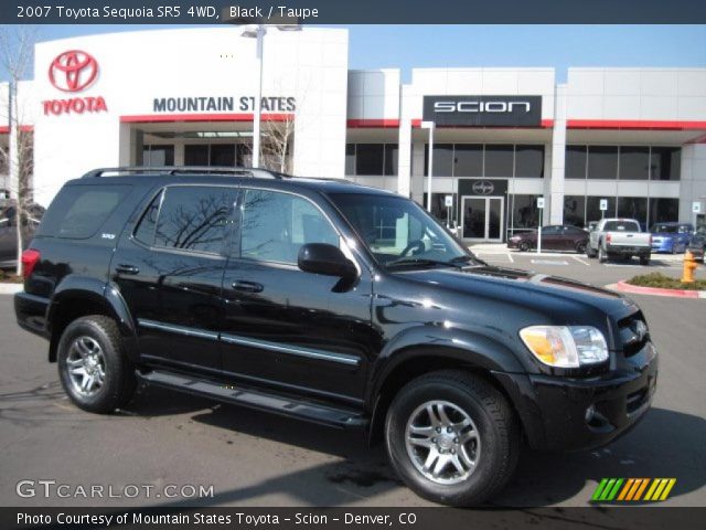 2007 Toyota Sequoia SR5 4WD in Black