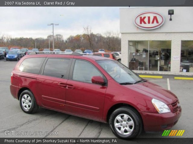 2007 Kia Sedona LX in Claret Red