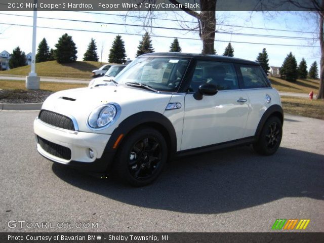 2010 Mini Cooper S Hardtop in Pepper White