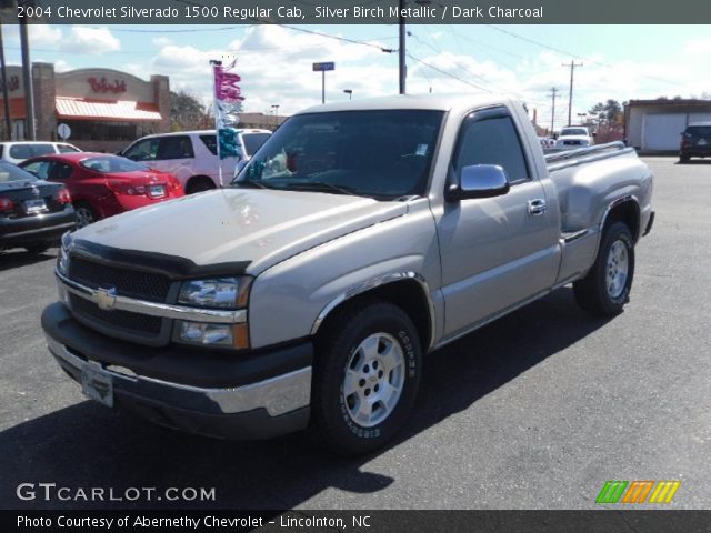 2004 Chevrolet Silverado 1500 Regular Cab in Silver Birch Metallic