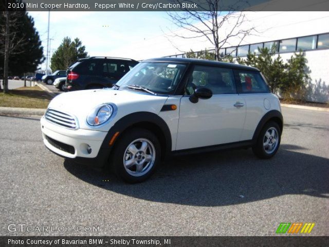2010 Mini Cooper Hardtop in Pepper White