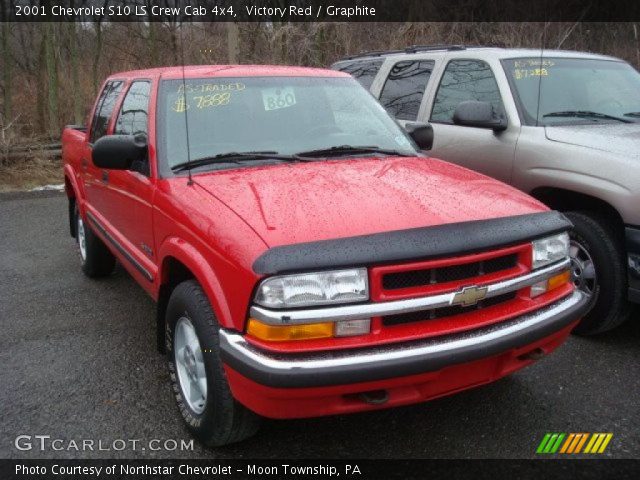 2001 Chevrolet S10 LS Crew Cab 4x4 in Victory Red