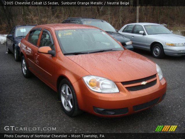 2005 Chevrolet Cobalt LS Sedan in Sunburst Orange Metallic