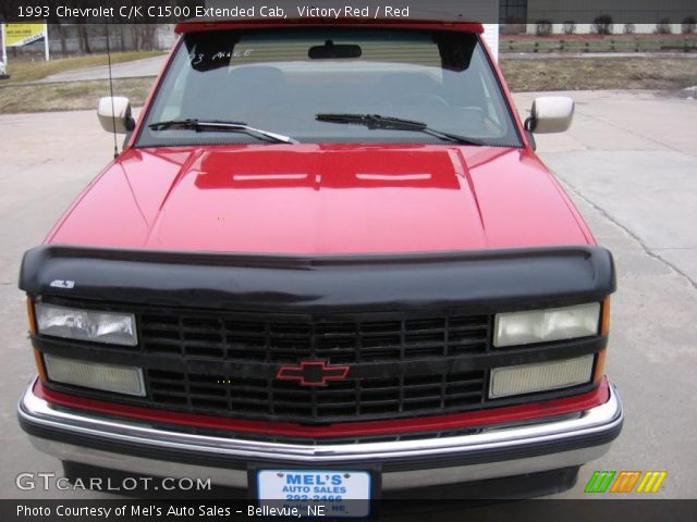 1993 Chevrolet C/K C1500 Extended Cab in Victory Red