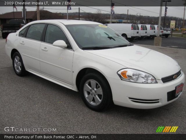 2009 Chevrolet Impala LT in White