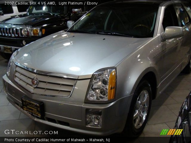 2007 Cadillac SRX 4 V6 AWD in Light Platinum