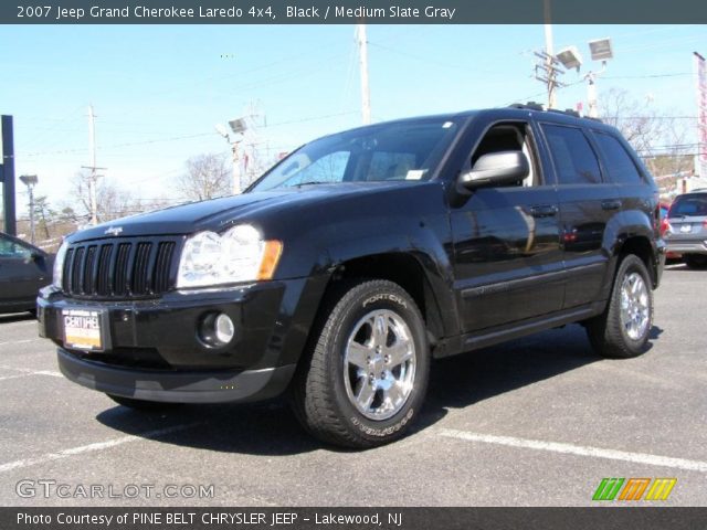 2007 Jeep Grand Cherokee Laredo 4x4 in Black