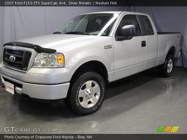 2007 Ford F150 STX SuperCab 4x4 in Silver Metallic