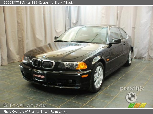 2000 BMW 3 Series 323i Coupe in Jet Black