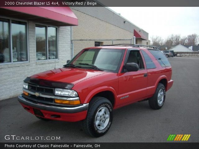 2000 Chevrolet Blazer LS 4x4 in Victory Red