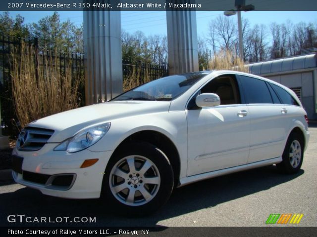 2007 Mercedes-Benz R 350 4Matic in Alabaster White
