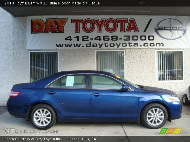 2010 Toyota Camry XLE in Blue Ribbon Metallic