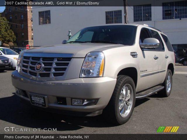 2007 Cadillac Escalade AWD in Gold Mist