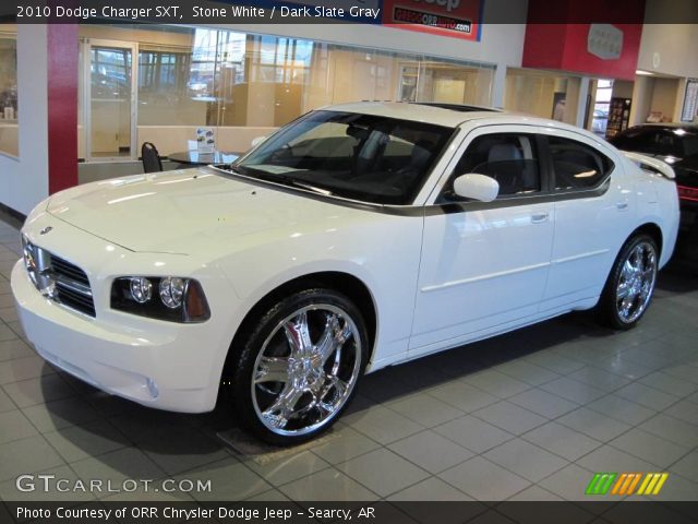 2010 Dodge Charger SXT in Stone White