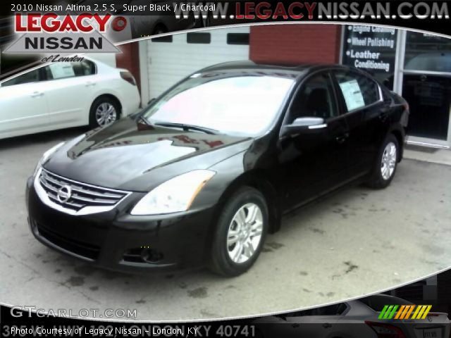 2010 Nissan Altima 2.5 S in Super Black