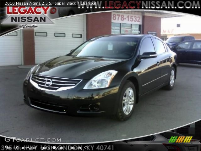2010 Nissan Altima 2.5 S in Super Black