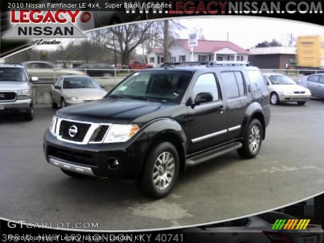2010 Nissan Pathfinder LE 4x4 in Super Black