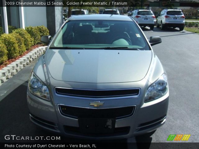 2009 Chevrolet Malibu LS Sedan in Golden Pewter Metallic