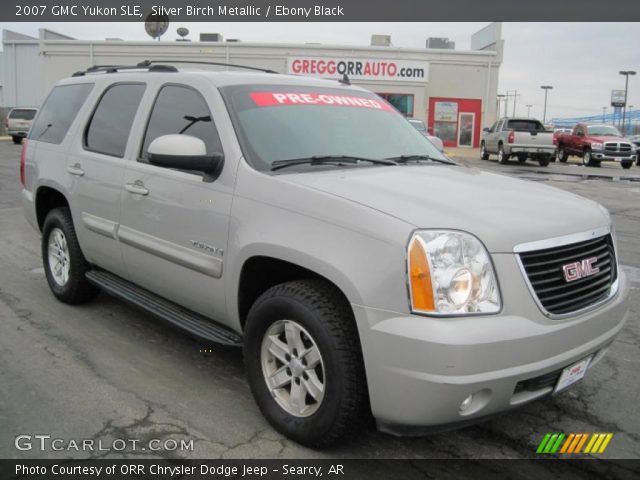 2007 GMC Yukon SLE in Silver Birch Metallic