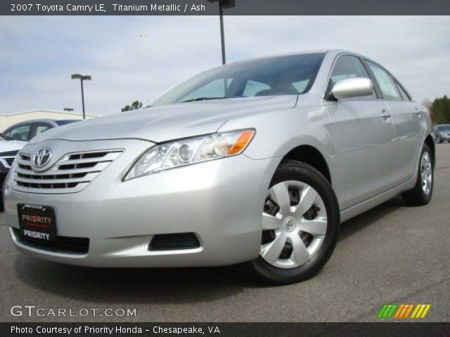 2007 Toyota Camry LE in Titanium Metallic
