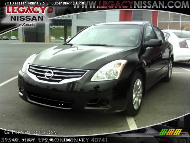 2010 Nissan Altima 2.5 S in Super Black