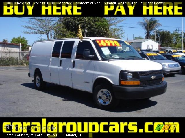 2004 Chevrolet Express 3500 Extended Commercial Van in Summit White