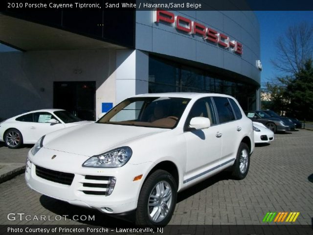 2010 Porsche Cayenne Tiptronic in Sand White