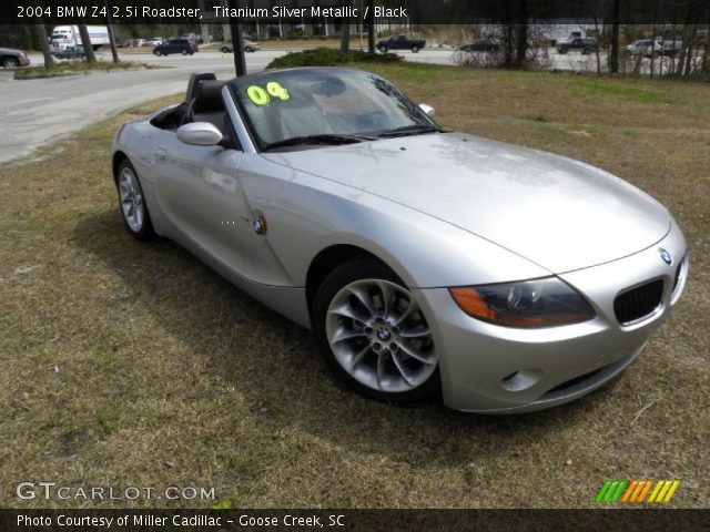 2004 BMW Z4 2.5i Roadster in Titanium Silver Metallic