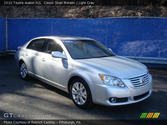 2010 Toyota Avalon XLS in Classic Silver Metallic