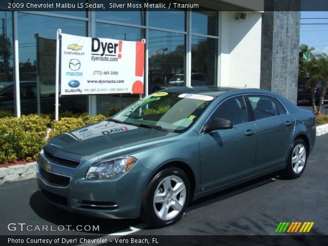 2009 Chevrolet Malibu LS Sedan in Silver Moss Metallic