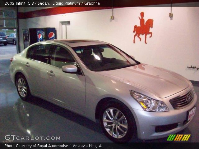 2009 Infiniti G 37 Sedan in Liquid Platinum