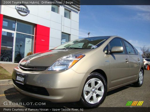 2006 Toyota Prius Hybrid in Driftwood Pearl