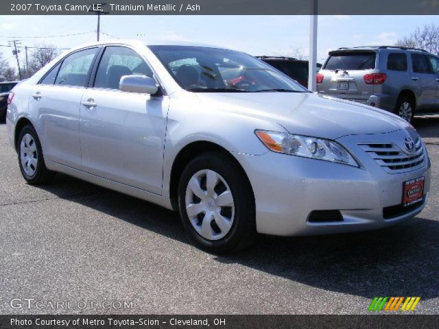 2007 Toyota Camry LE in Titanium Metallic