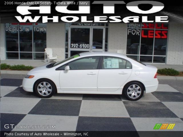 2006 Honda Civic LX Sedan in Taffeta White