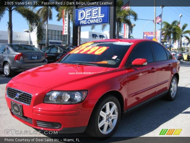 2005 Volvo S40 T5 in Passion Red